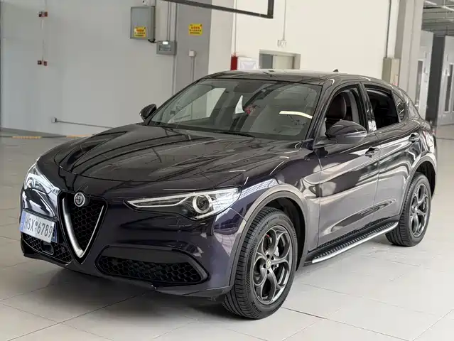 Alfa Romeo Stelvio 2017 2.0T 200HP Elite