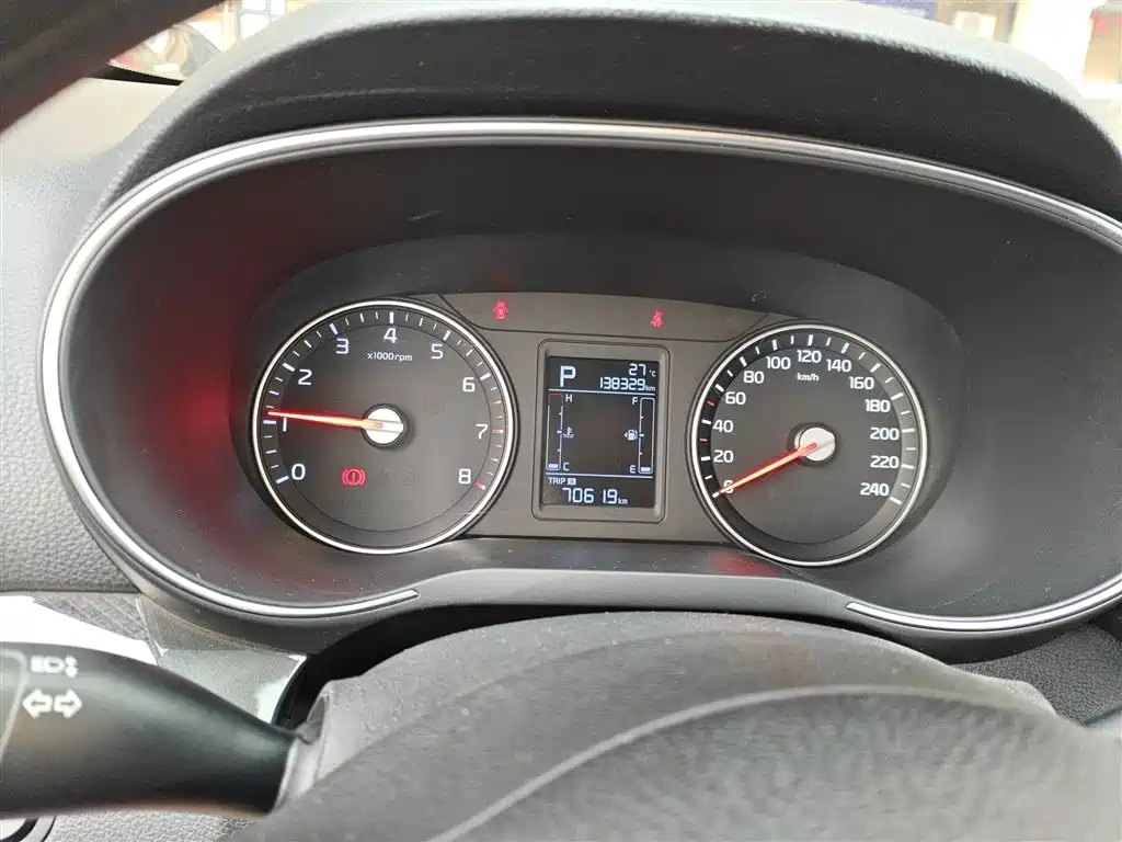 Kia KX3 Smart Run 2015 1.6L Automatic 2WD DLX фото 12