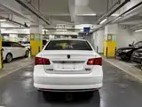Фото 3 - Roewe 350