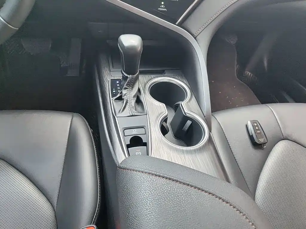 Toyota Camry 2022 2021 2.0G Luxury Edition