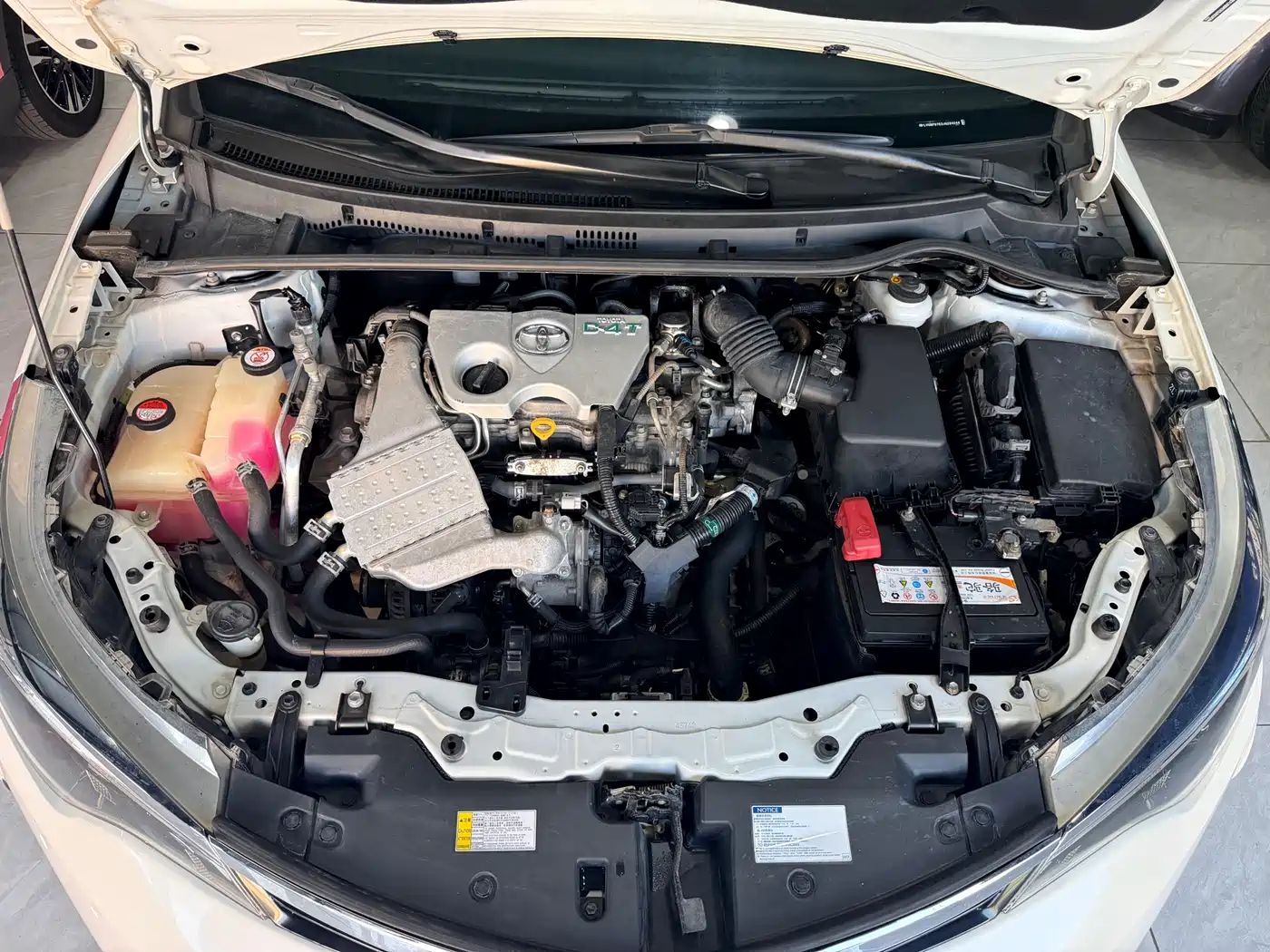 Toyota Levin 2017 Facelift 185T CVT Elite (China V) фото 14