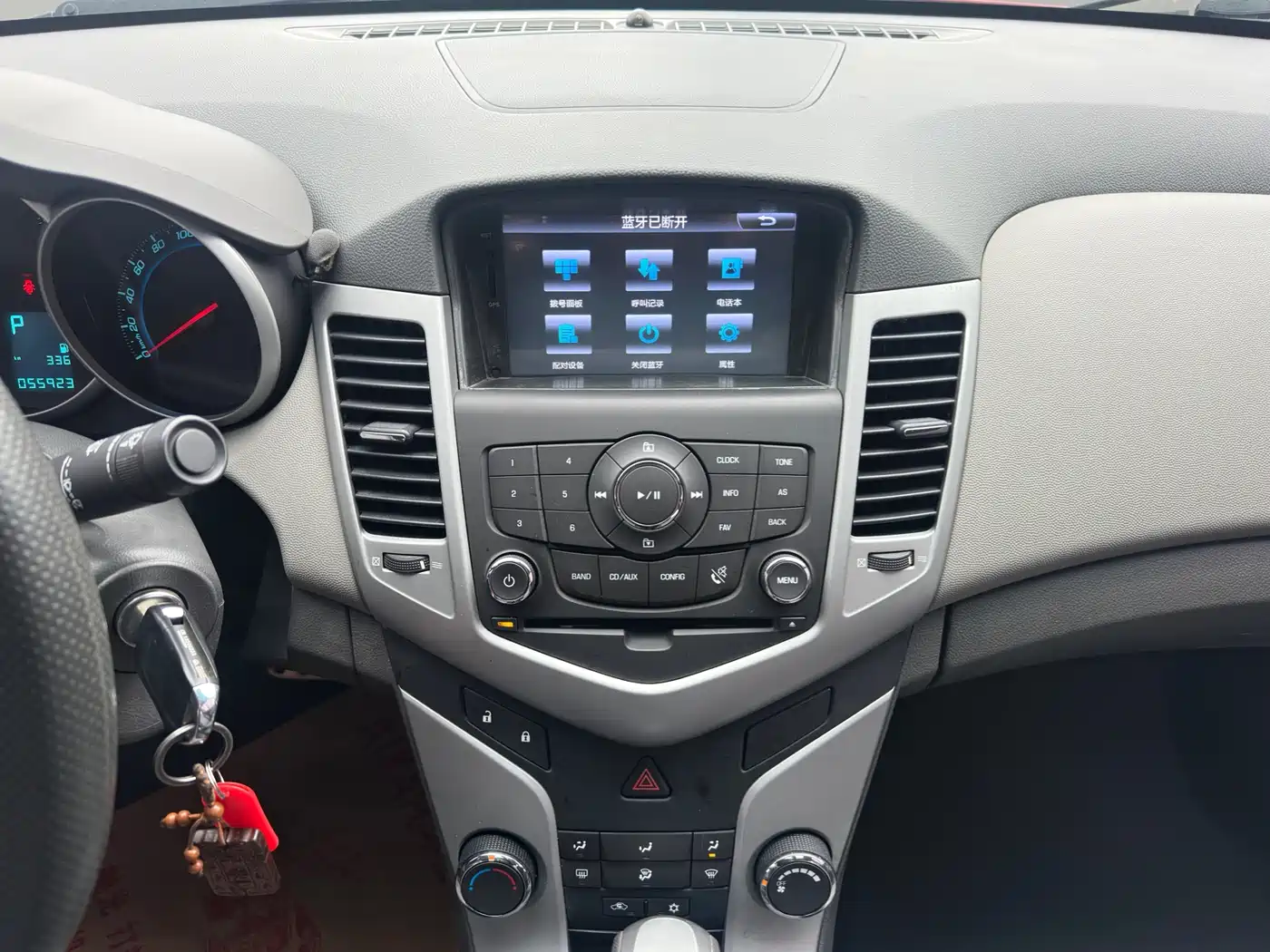 Chevrolet Cruze 2014 1.6L SL Million Commemorative Edition AT фото 14
