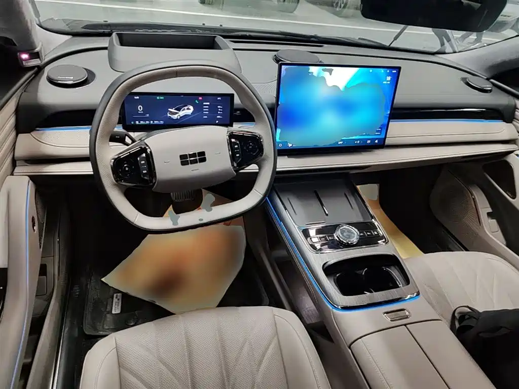 Geely Galaxy Galaxy Xingyao 8 2025 130km EM-P Starship Edition фото 10