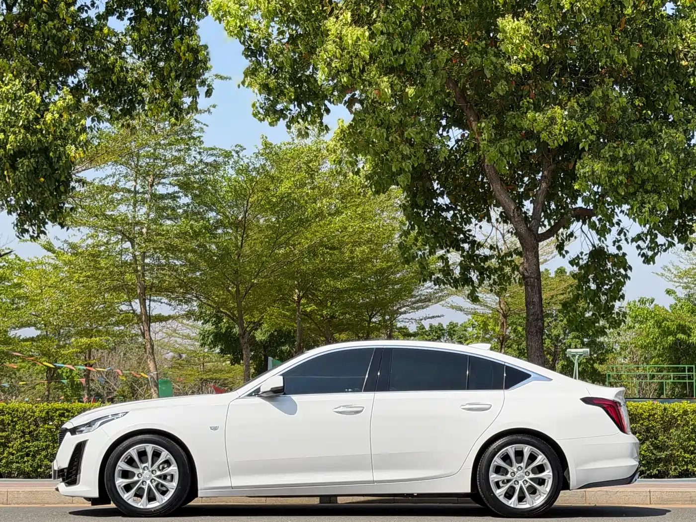 Cadillac CT5 2021 Facelift 28T Luxury Edition фото 9