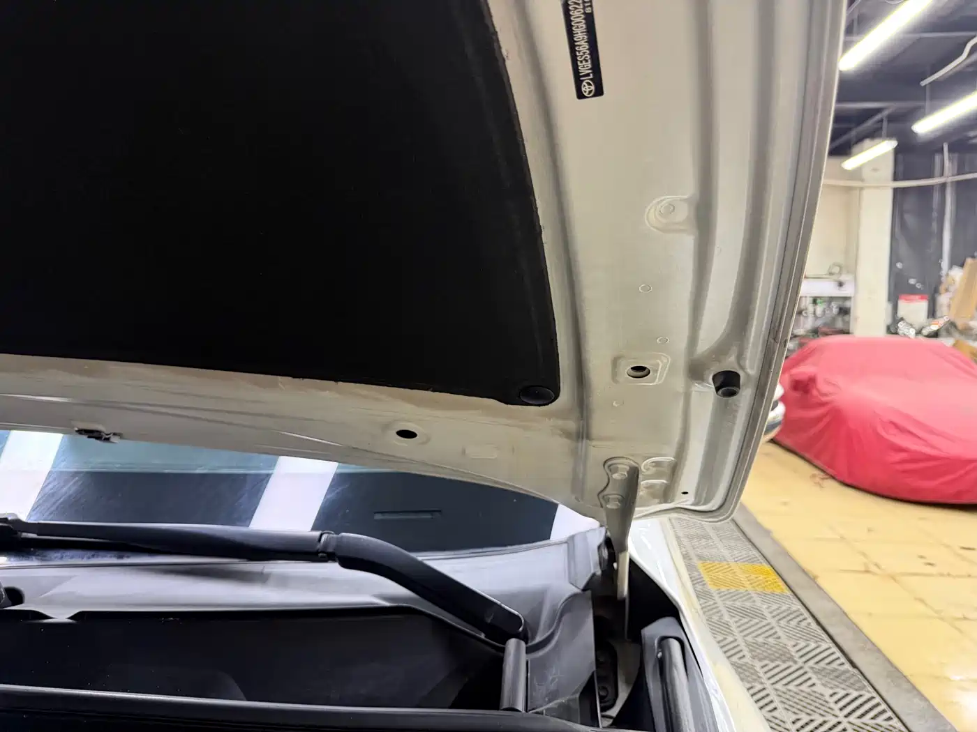Photo 38 - Toyota Highlander