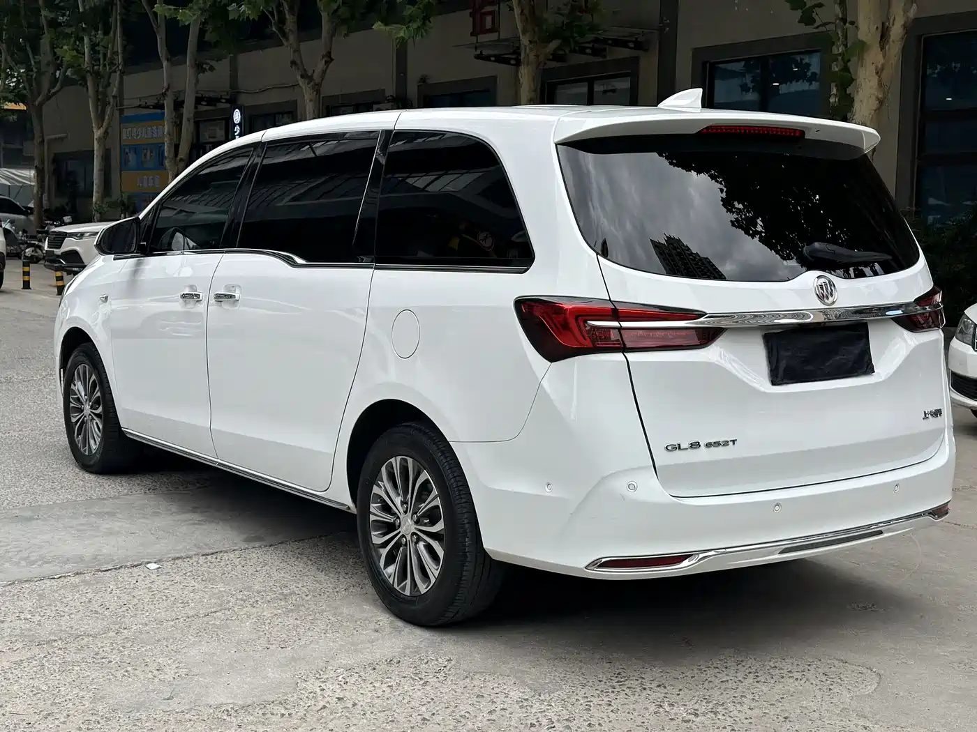BUICK GL8