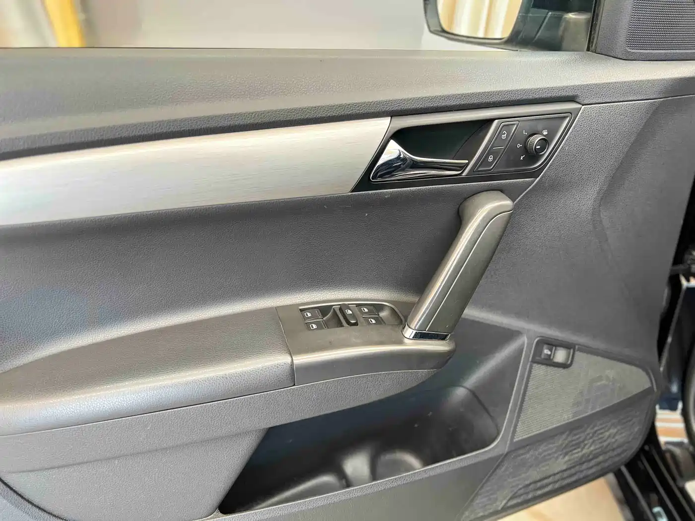 Volkswagen Lavida 2013 Facelift 1.4TSI DSG Comfort фото 8