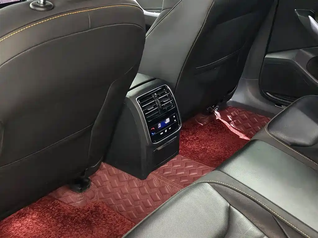 Volkswagen FAW-Volkswagen CC 2024 380TSI Eye-catching Edition фото 9