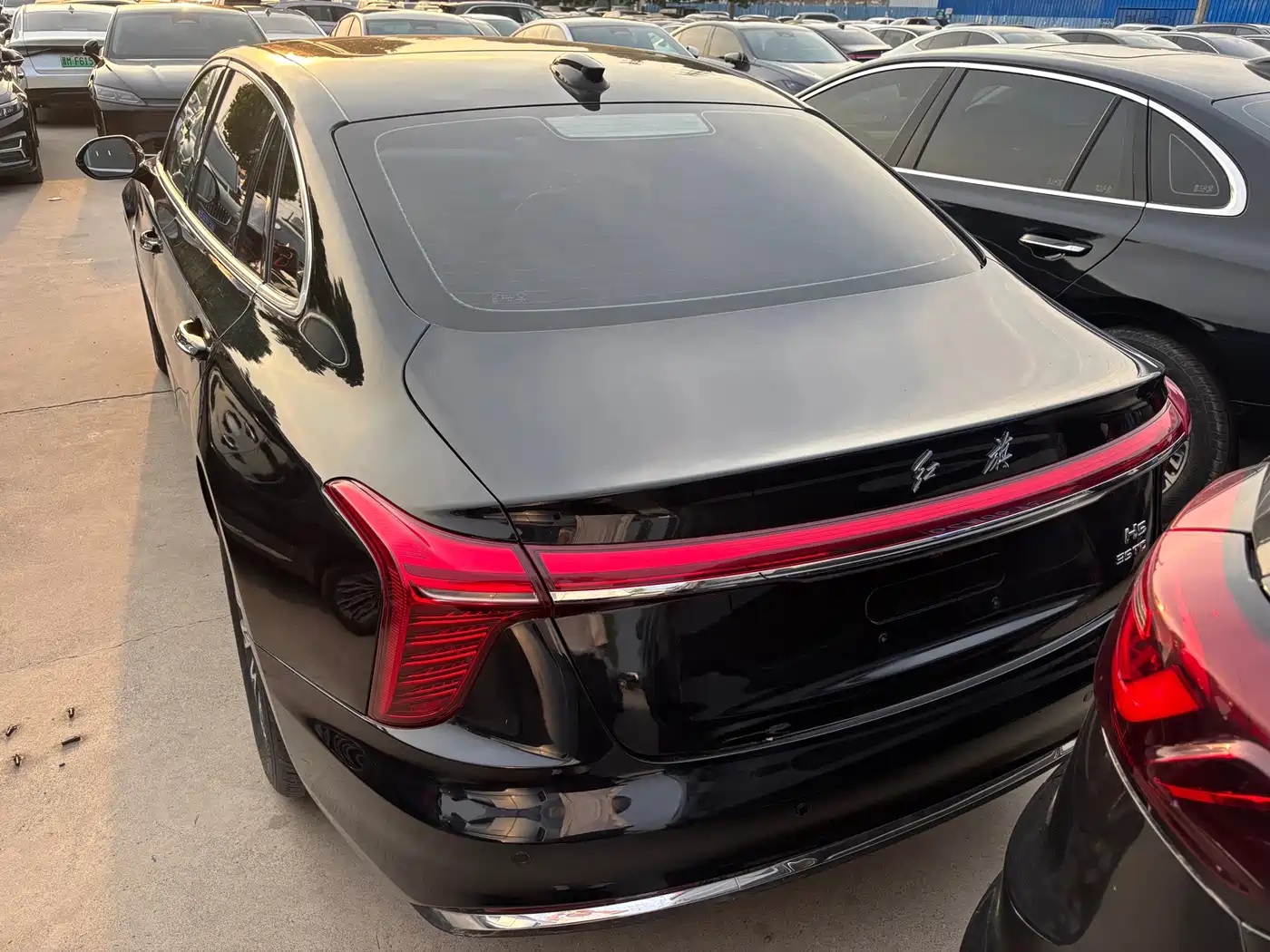Hongqi H5 2024 1.5T DCT Smart Connect Flag Rhythm Edition фото 9