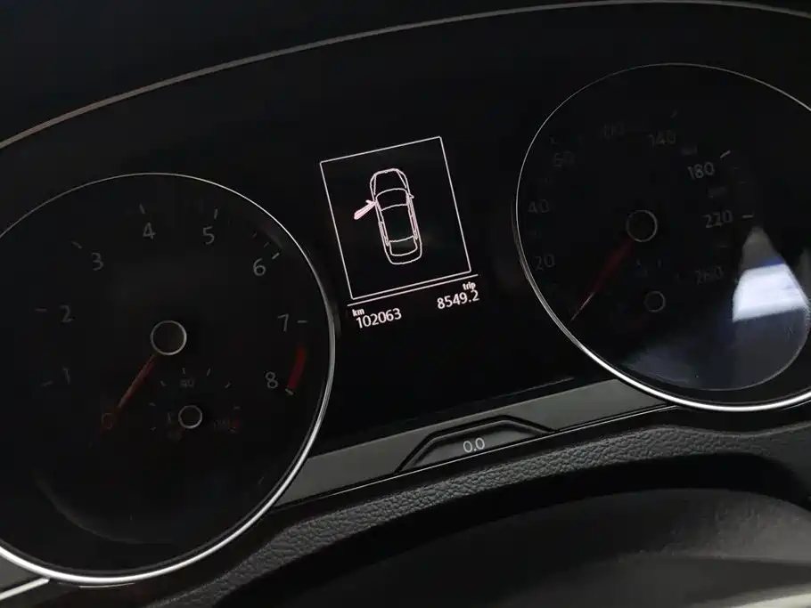 Volkswagen Magotan 2017 330TSI DSG Luxury фото 14
