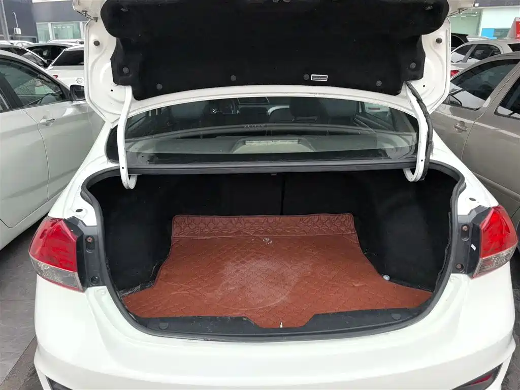 Suzuki Alivio 2016 2015 1.6L Automatic Comfort
