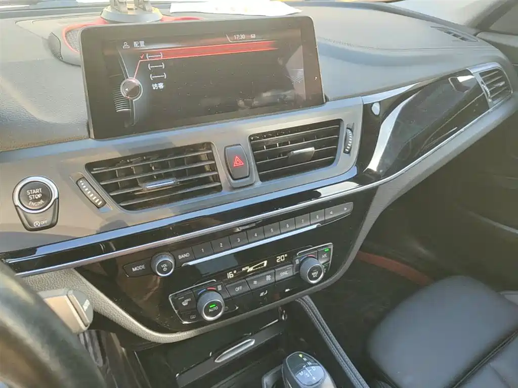 BMW 1 Series 2017 120i Design Package фото 13