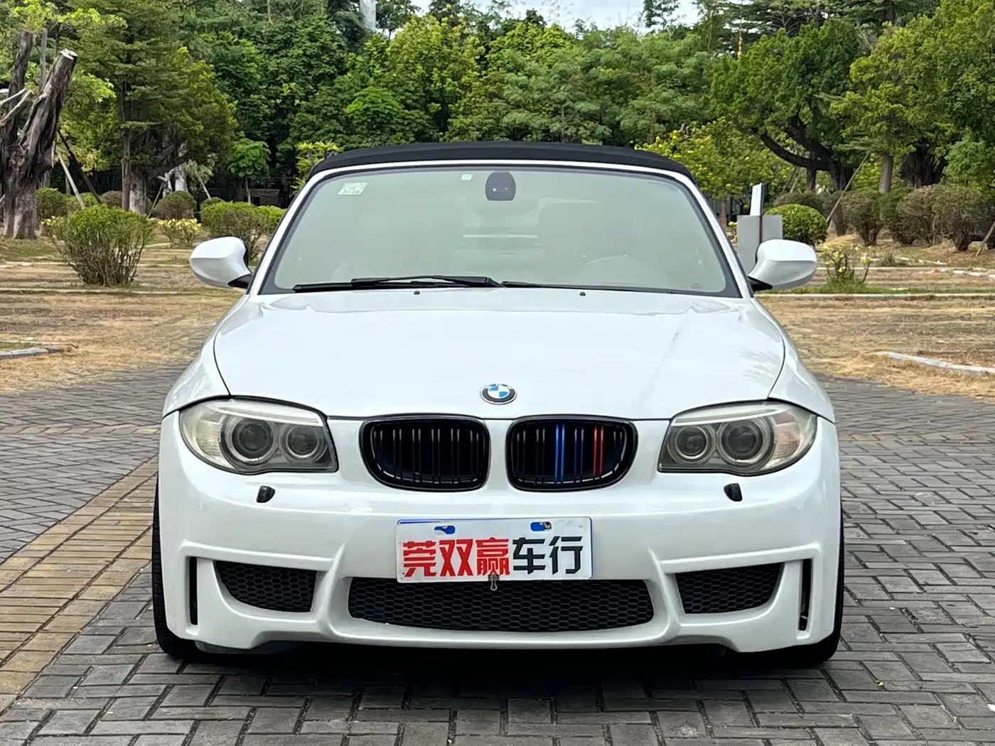 BMW 1 Series (Import) 2011 120i Convertible фото 2