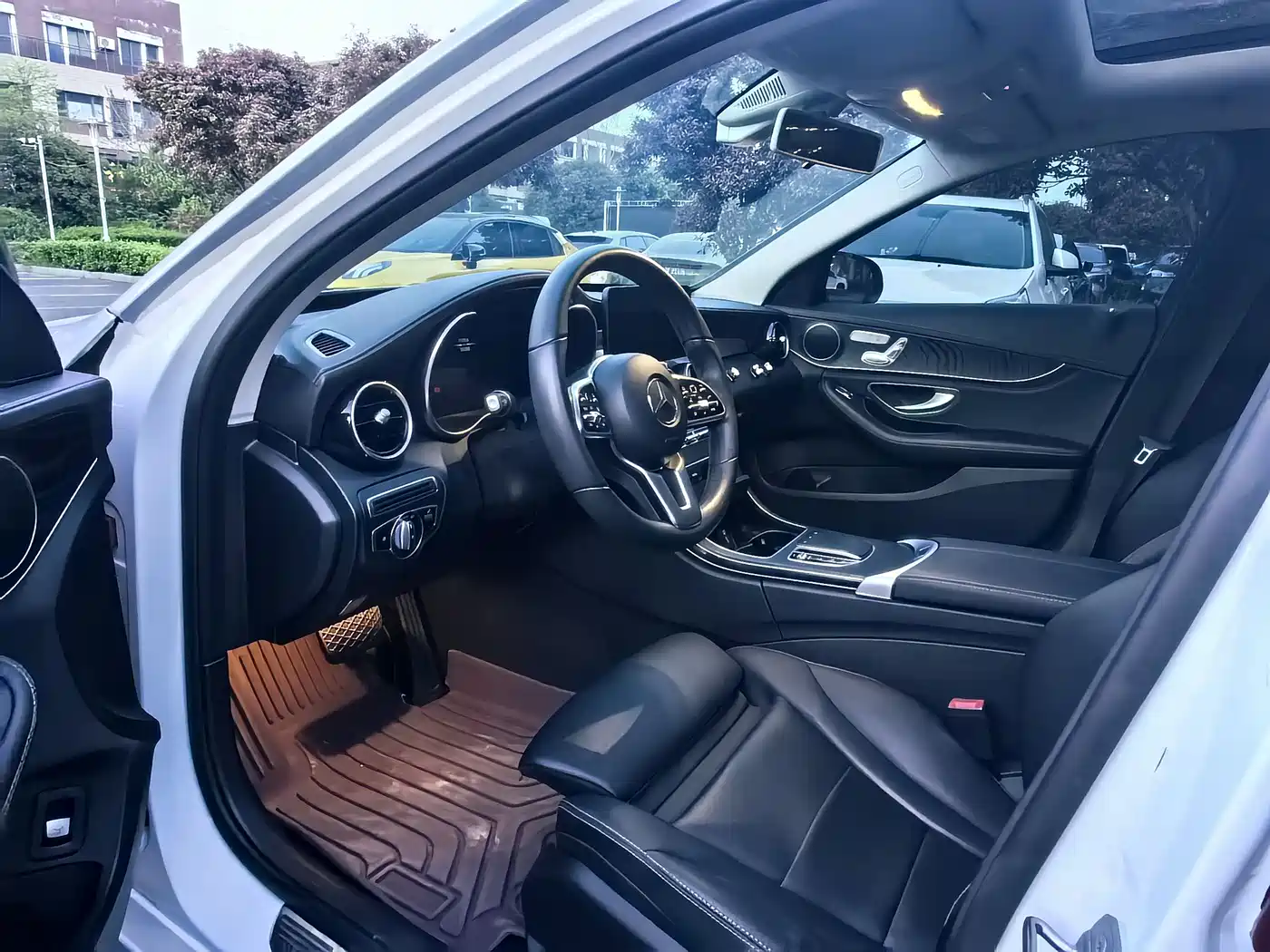 Mercedes-Benz C-Class 2019 Facelift C 260 L Sport фото 3