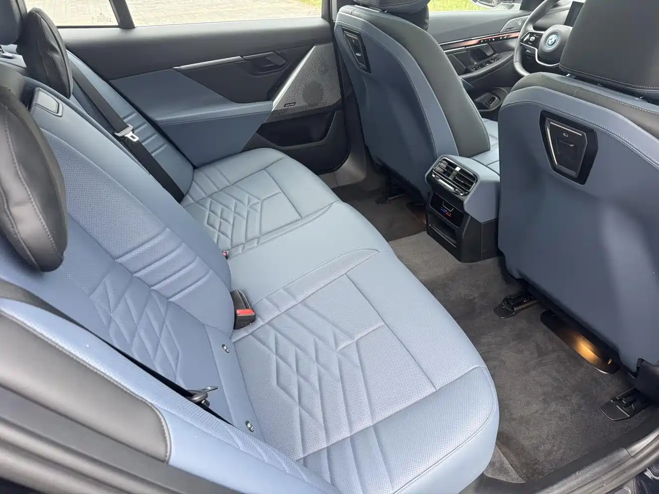 BMW i5 2026 2024 eDrive 35L Premium Luxury Package