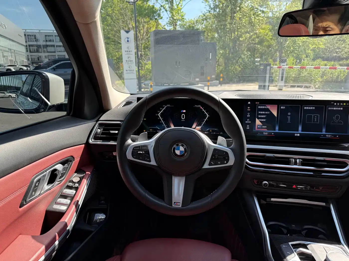 BMW 3 Series 2023 325Li M Sport Package фото 7
