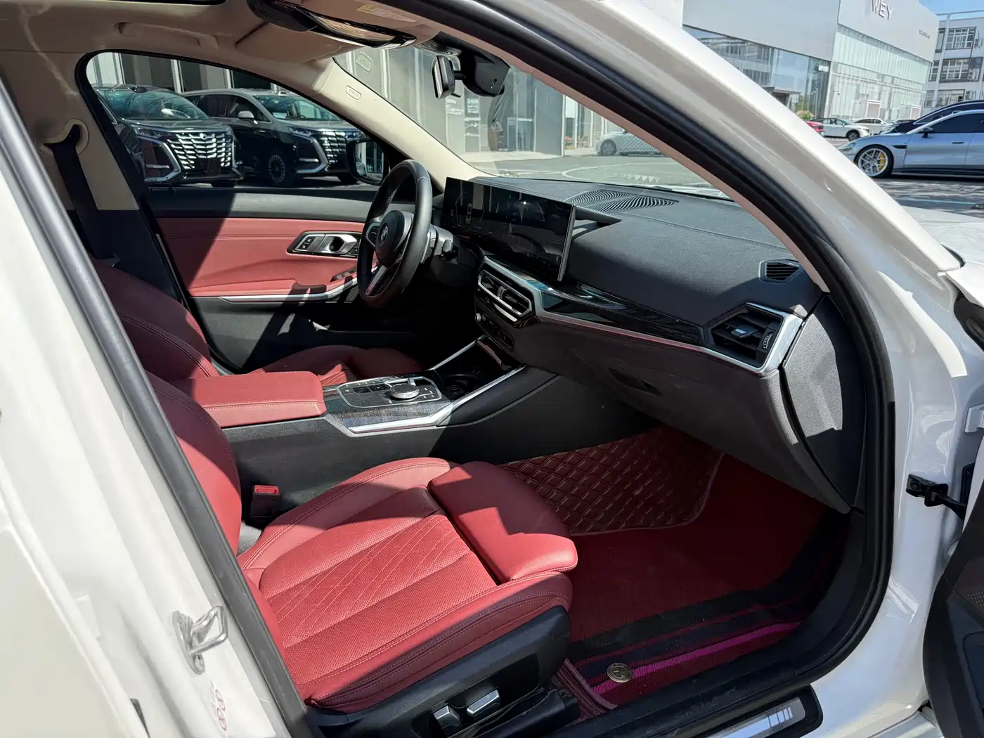 BMW 3 Series 2023 325Li M Sport Package фото 12