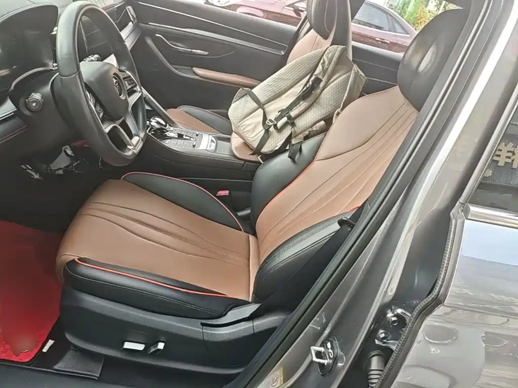 BYD Song PLUS 2020 2020 1.5T Automatic Premium