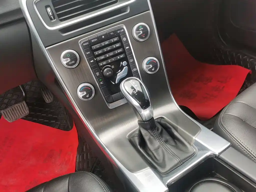 Photo 14 - Volvo V60