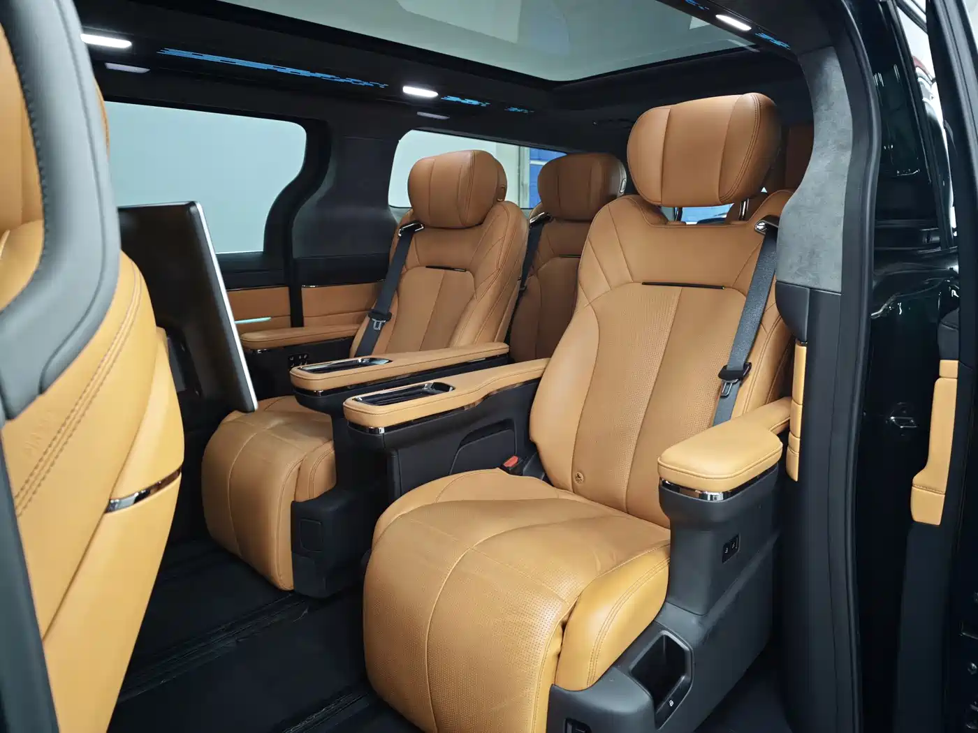 GEELY GALAXY WING TRUE L380