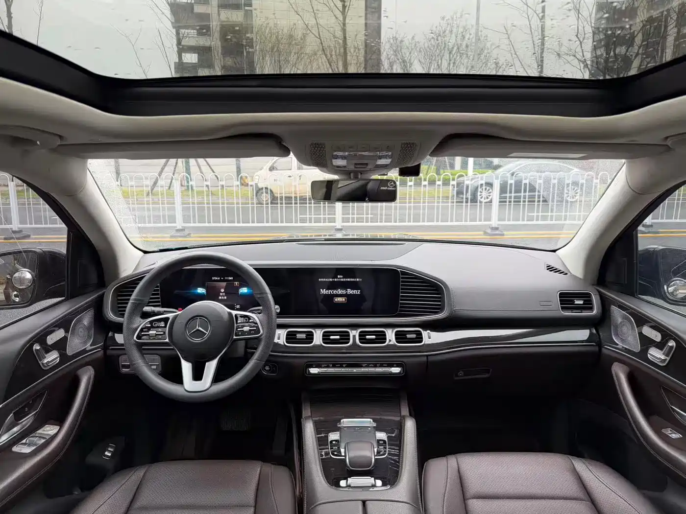 Mercedes-Benz GLE 2020 Facelift GLE 350 4MATIC Luxury фото 5