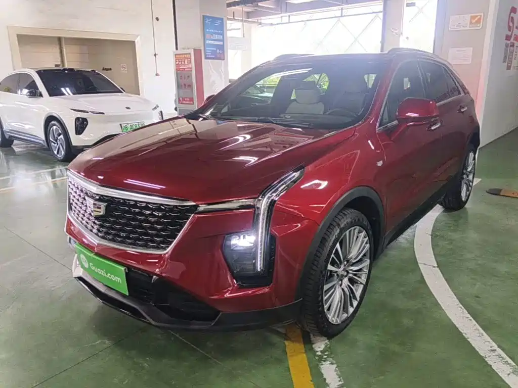 Фото 1 - Cadillac XT4