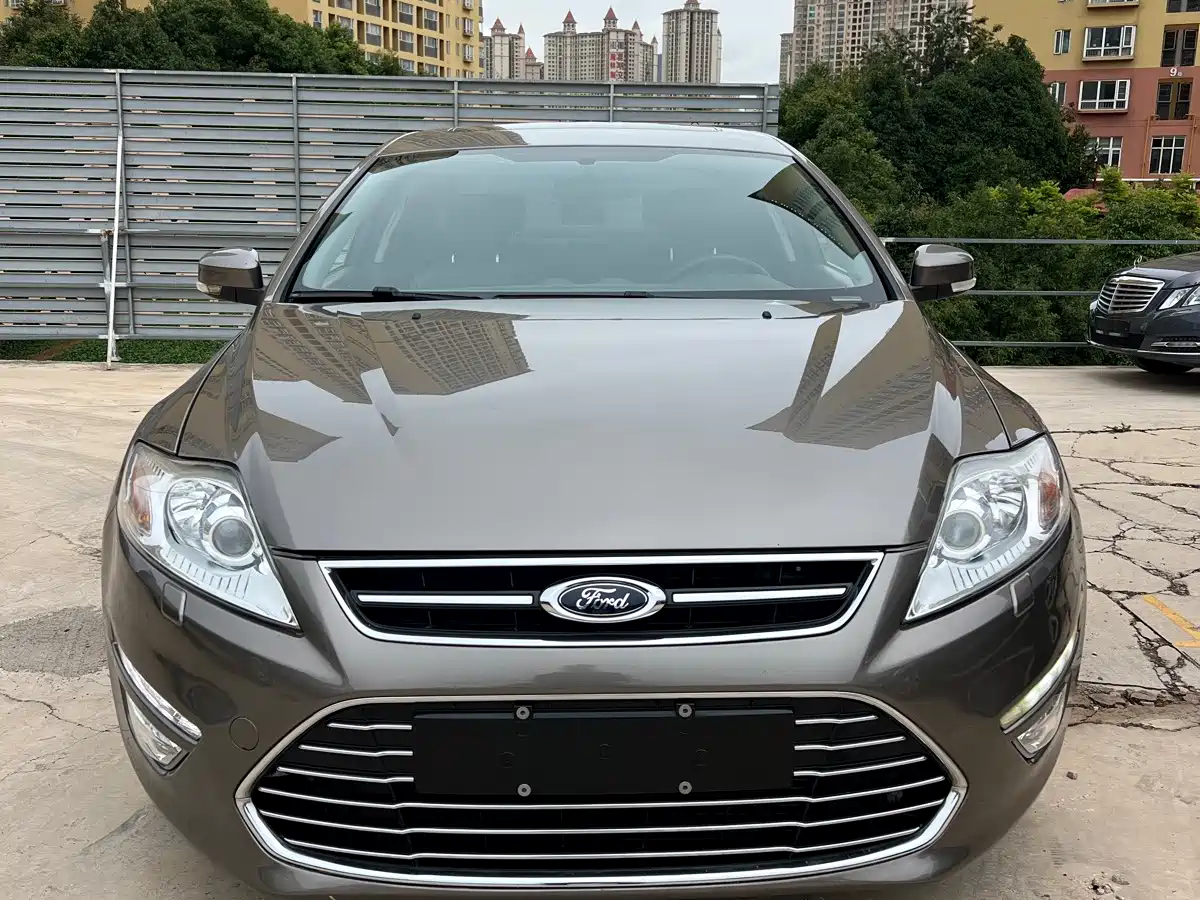 Ford Mondeo Zhisheng 2012 2011 2.0L GTDi200 Luxury