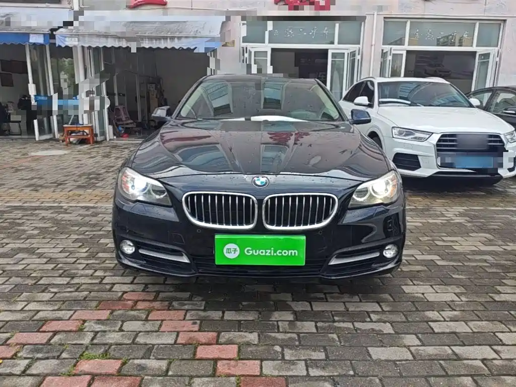 BMW 5 Series 2014 528Li Leading Edition фото 3