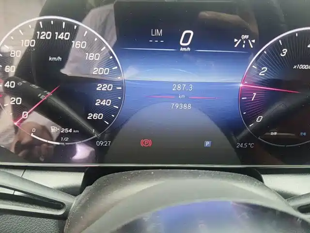 Mercedes-Benz GLC 2023 GLC 260 L 4MATIC Dynamic 7-Seater — фото 4