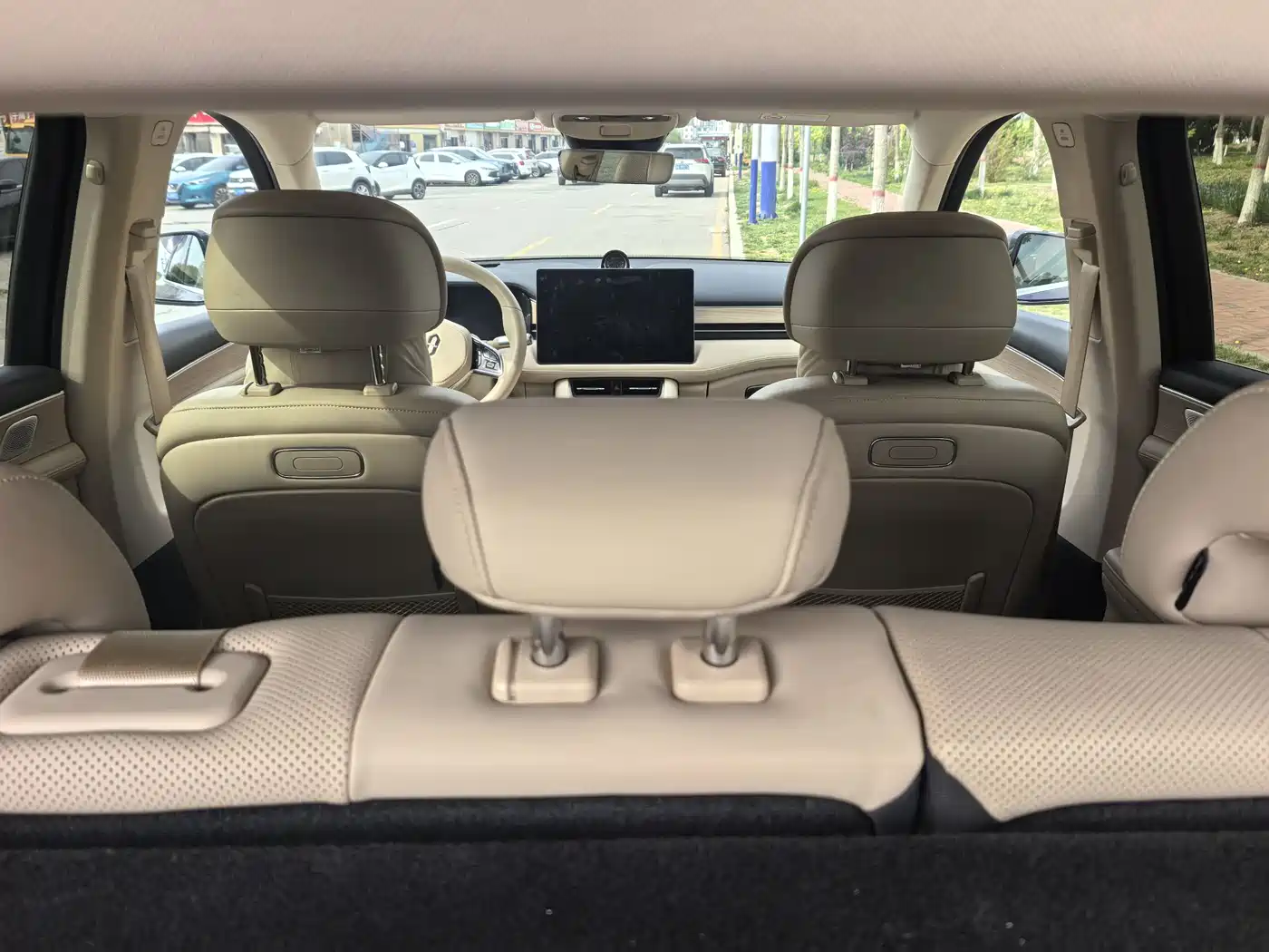 AITO Wenjie AITO M5 2025 Extended Range Ultra AWD фото 10