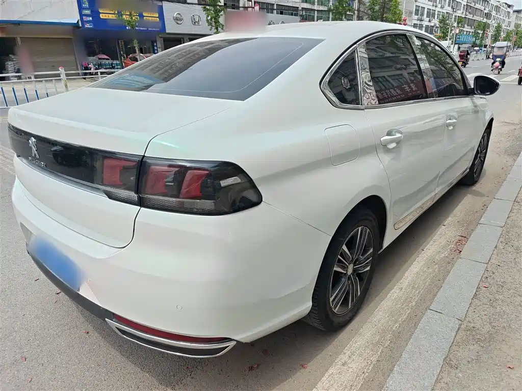 Peugeot 308 2019 1.6L Automatic Luxury Version China V фото 7