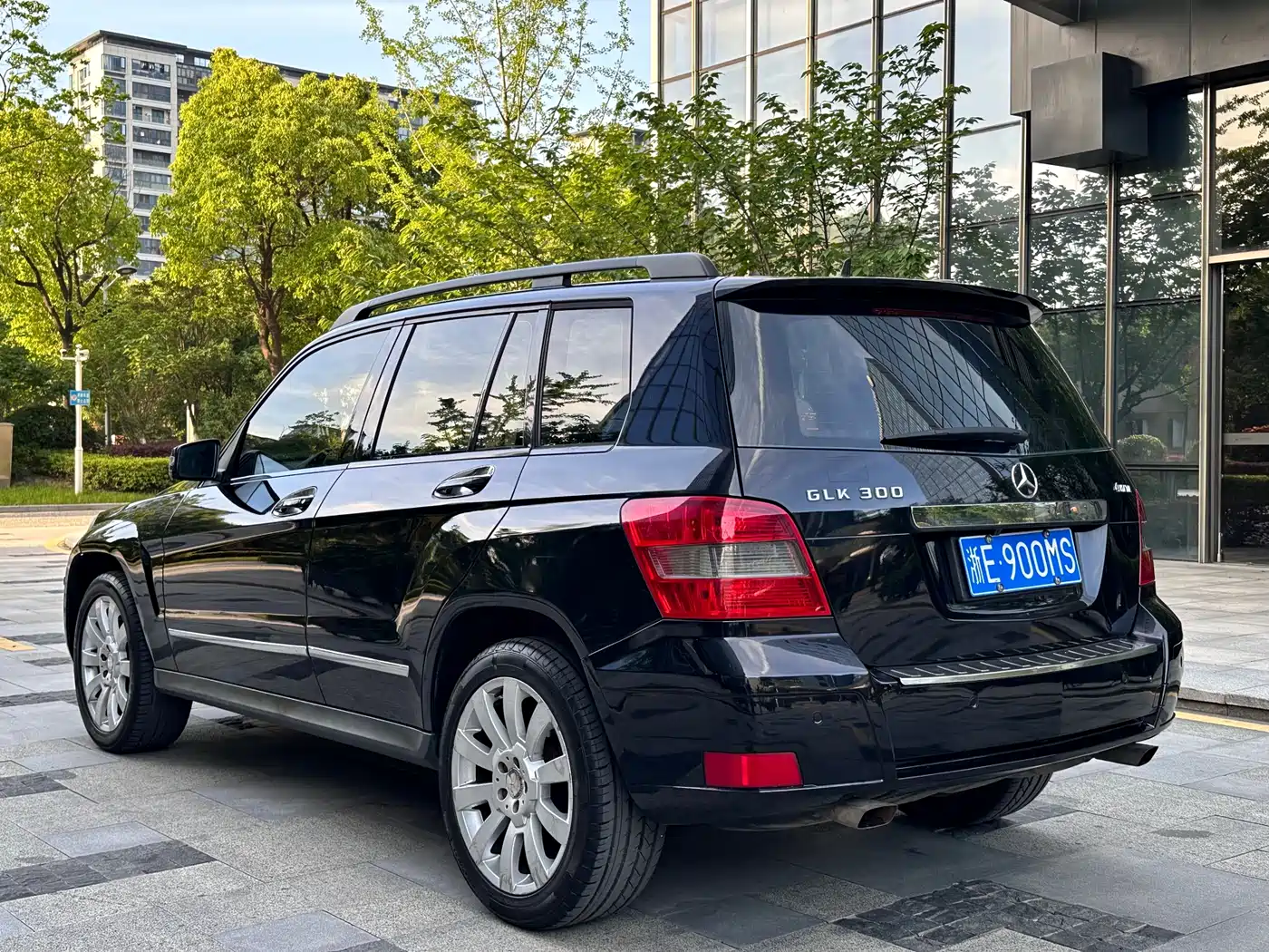 Mercedes-Benz GLK-Class (Import) 2011 GLK 300 4MATIC Fashion фото 6