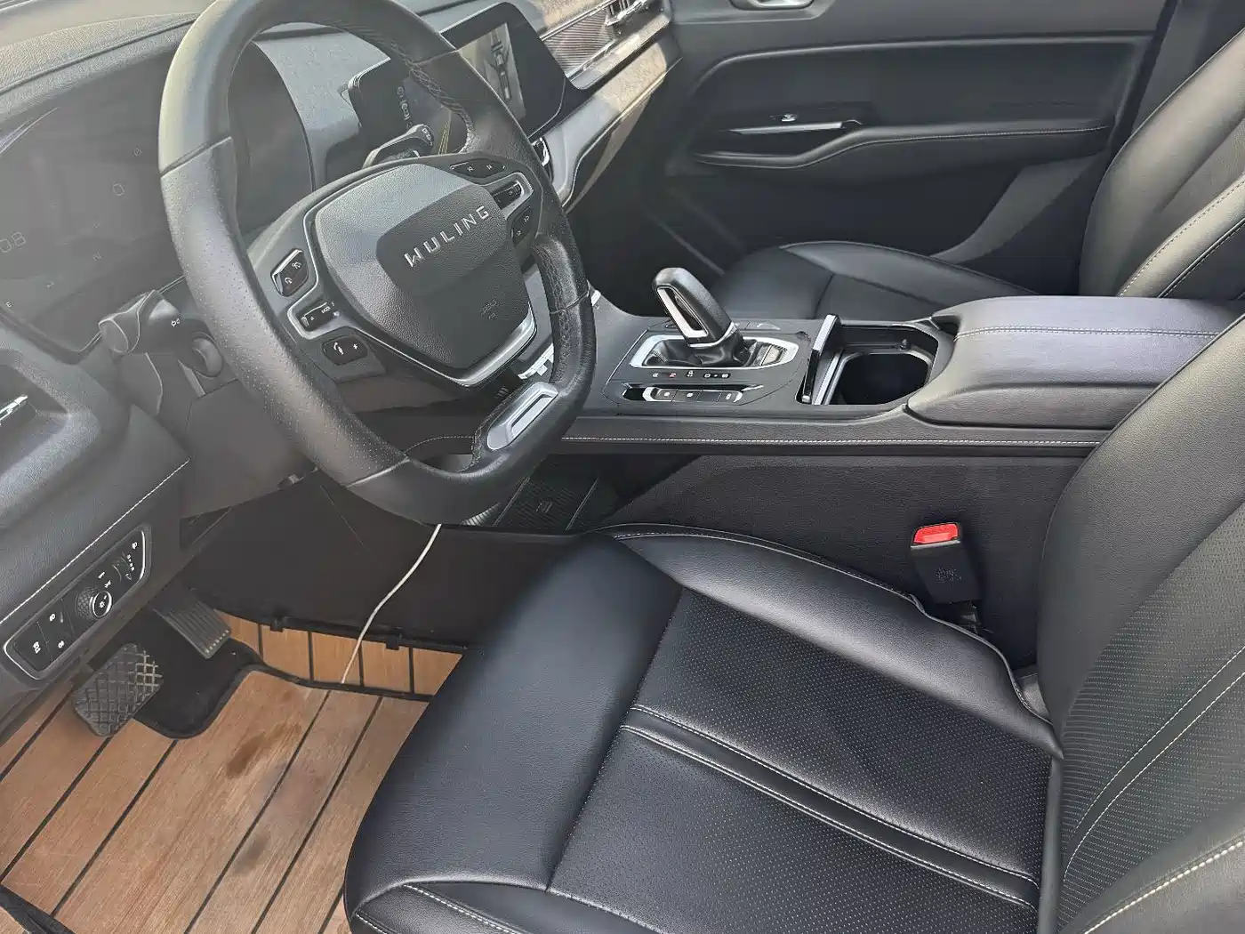Wuling Motors Wuling Victory 2021 2020 Model 1.5T CVT Flagship First Class