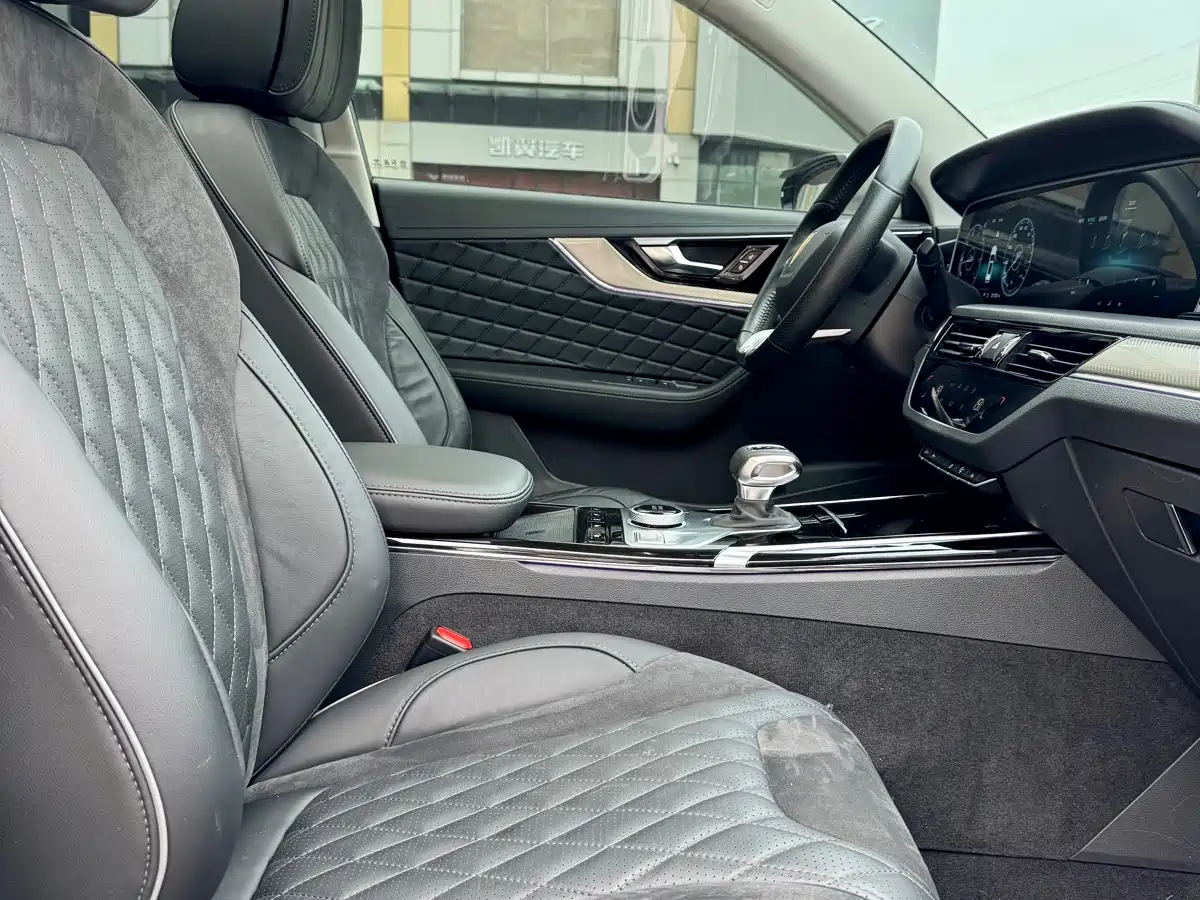 Hongqi HS5 2019 2.0T Smart Connect Enjoy Edition фото 14
