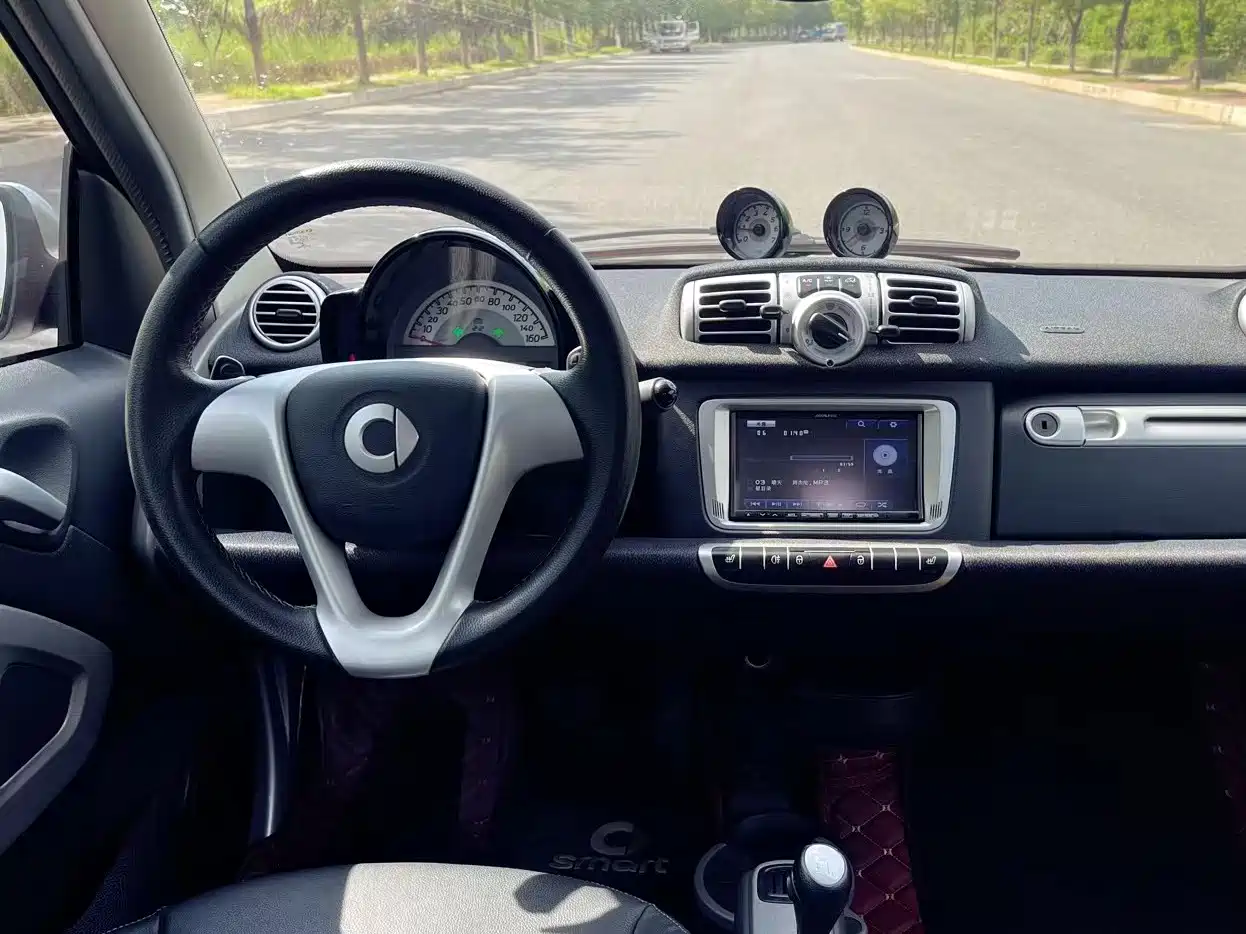 صورة 8 - smart fortwo