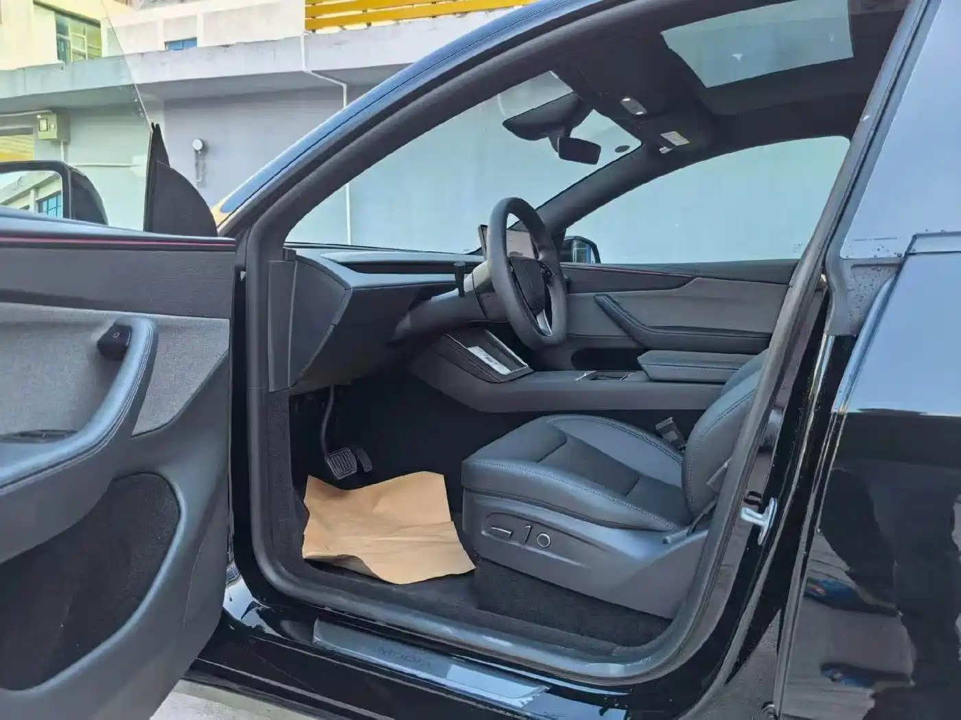 Tesla Model Y 2026 2026 Rear-Wheel Drive