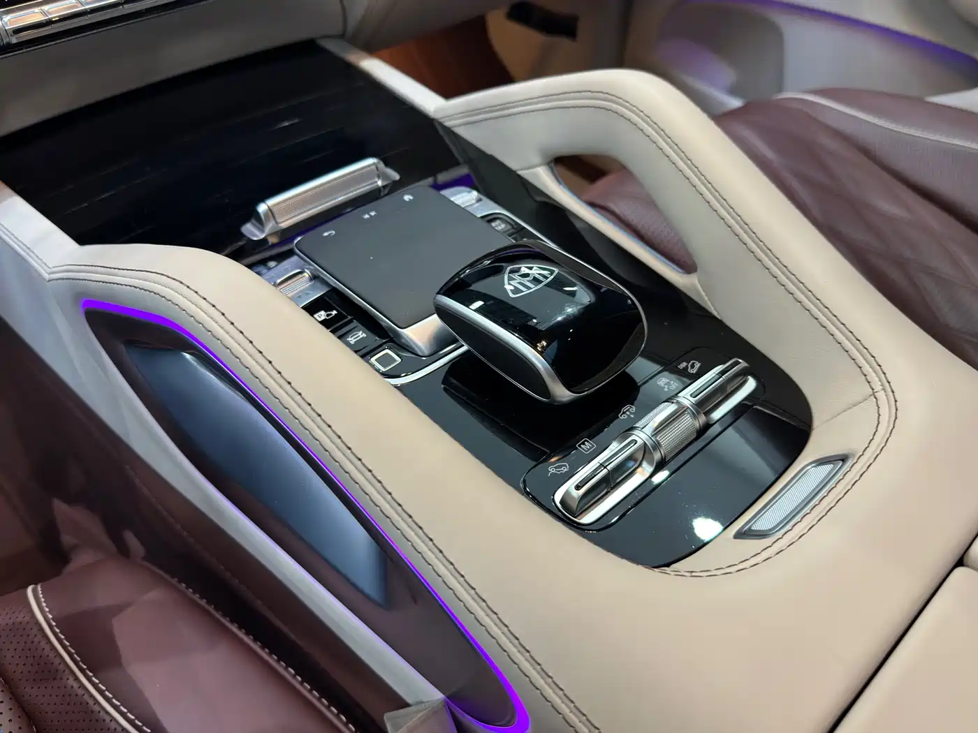 MERCEDES-BENZ MAYBACH GLS