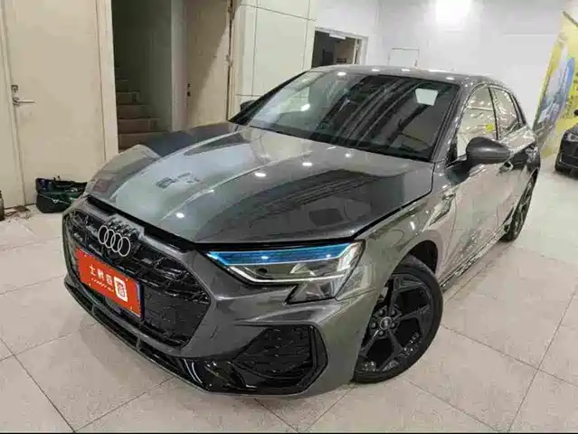 Audi A3 Sportback 35TFSI, Sprint, Премиум