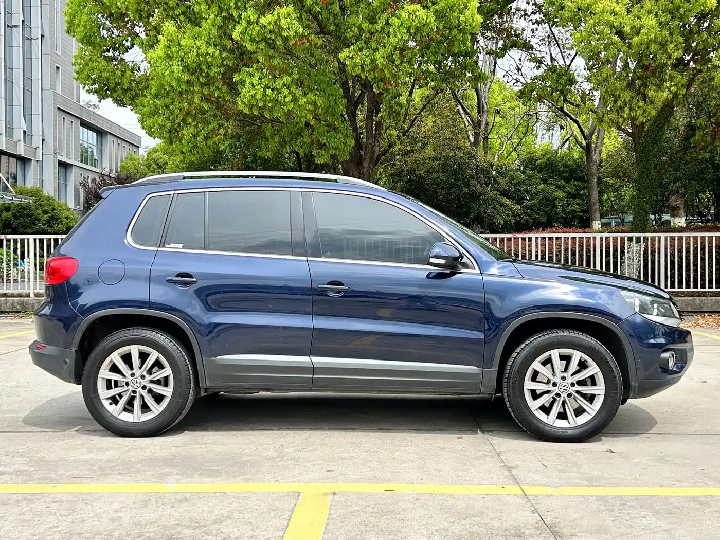 Volkswagen Tiguan 2012 2.0TSI Automatic 4WD Flagship Edition фото 7