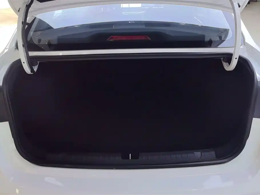 GEELY AUTOMOBILE EMGRAND