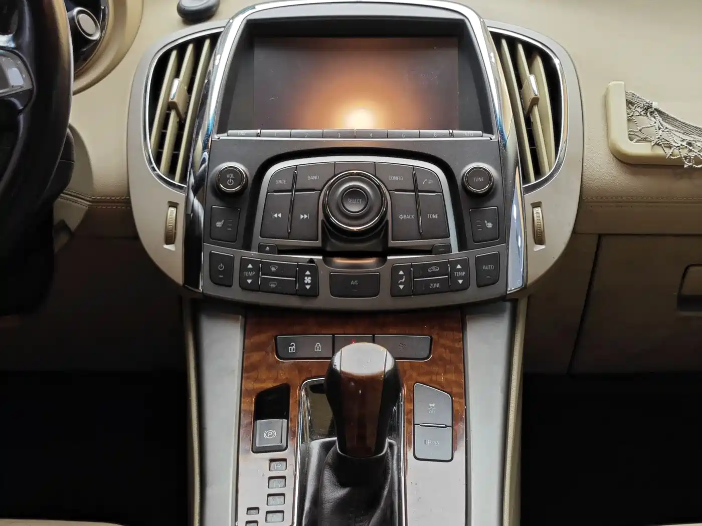 Buick LaCrosse 2012 2.4L SIDI Elegance Edition фото 18