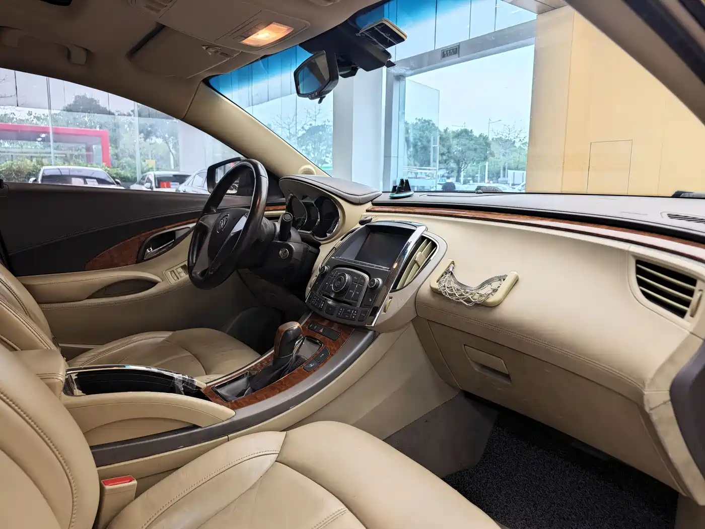 Buick LaCrosse 2012 2.4L SIDI Elegance Edition фото 31
