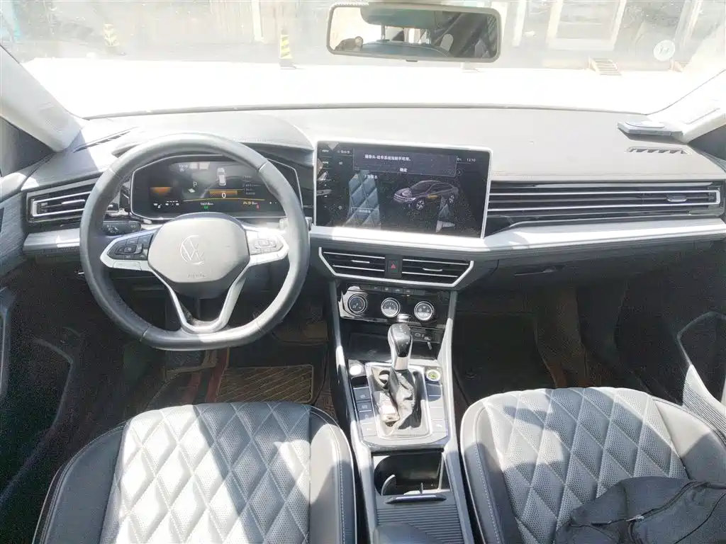 Volkswagen Sagitar 2023 300TSI DSG Surpassing Edition фото 10