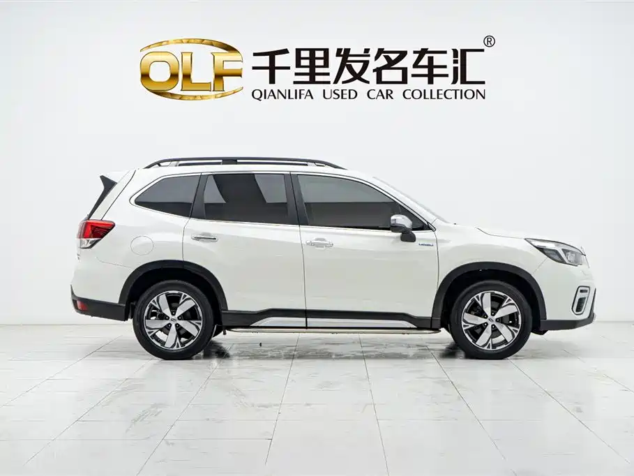 Subaru Forester 2019 2.0i Smart Hybrid Sport EyeSight фото 8
