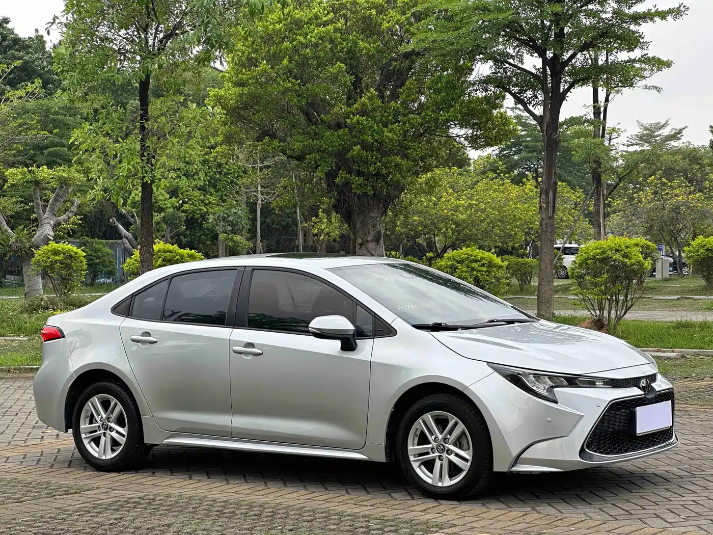 Toyota Levin 2019 185T CVT Luxury Edition China V фото 3