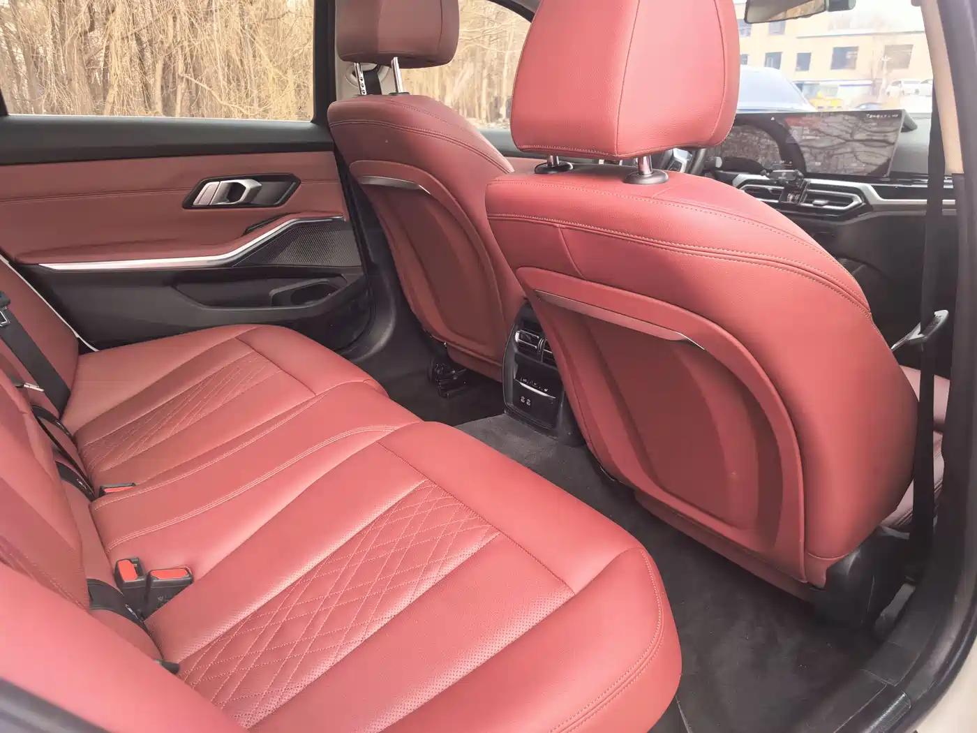 BMW 3 Series 2023 320Li M Sport Package фото 17