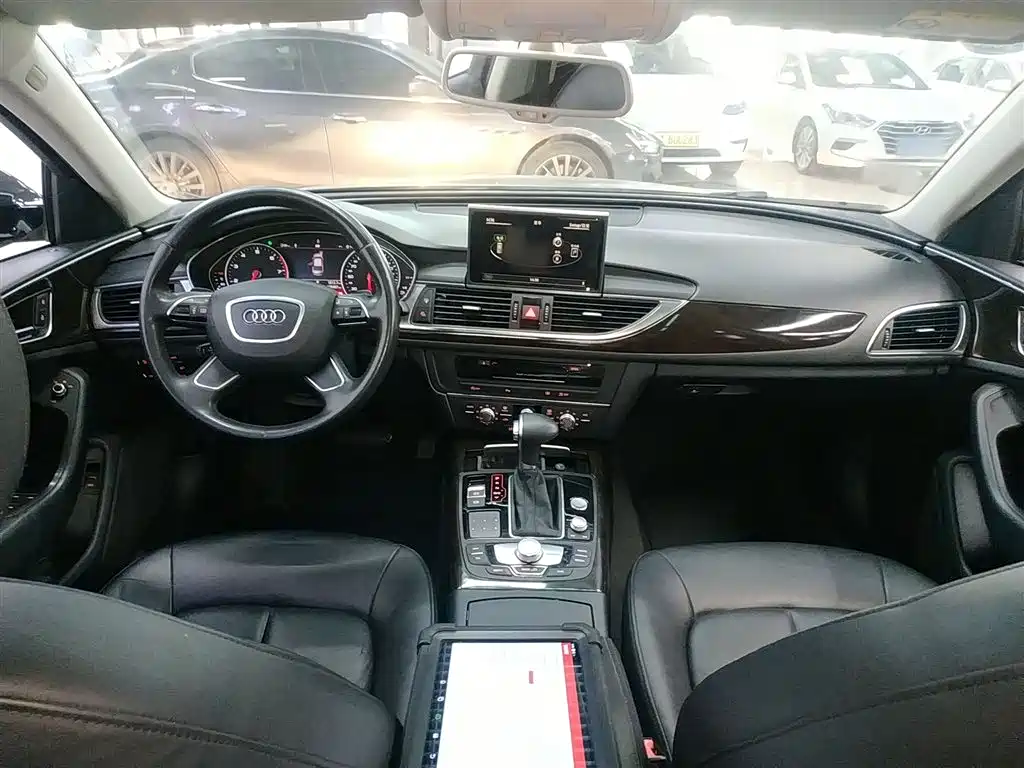 Audi A6L 2014 TFSI Standard фото 6