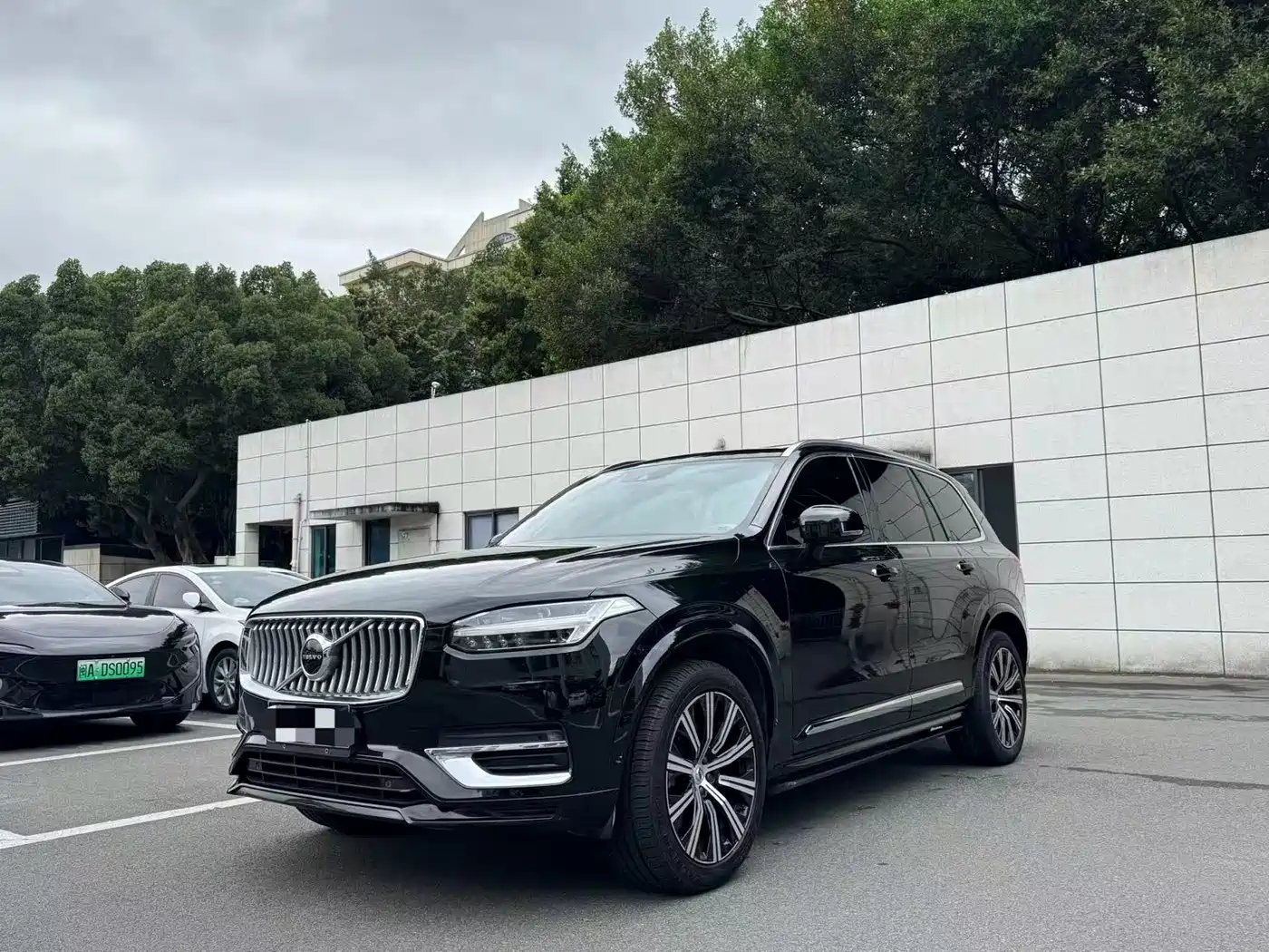 VOLVO XC90