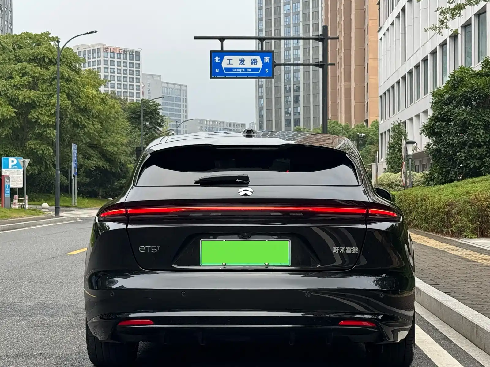 Фото 11 - NIO ET5T