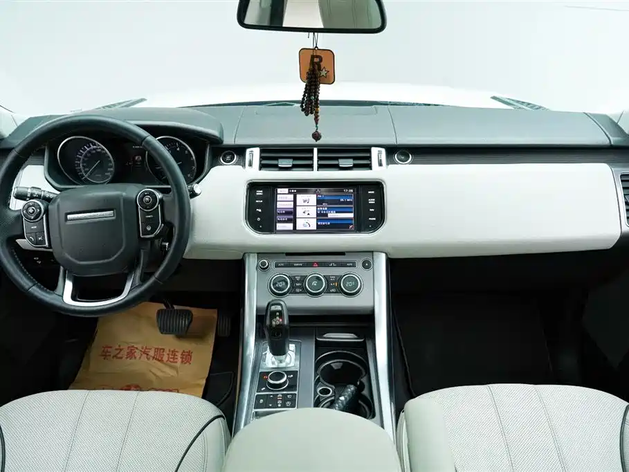 Land Rover Range Rover Sport 2014 3.0 SC V6 HSE фото 5